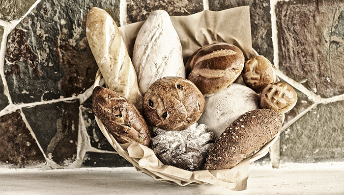 发霉面包可合成锂离子电池材料