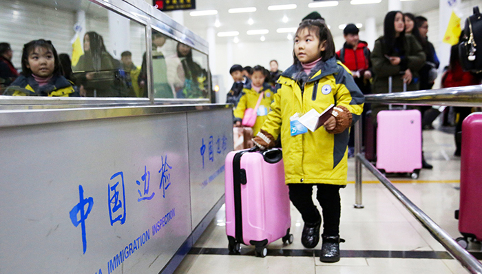 海外游学低龄化