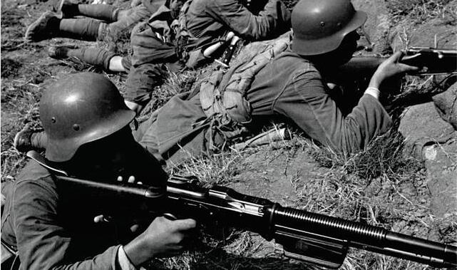 抗战,清明,照片