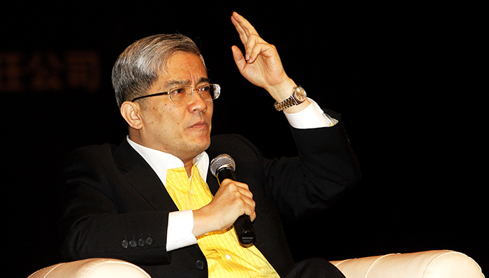 快鹿,郎咸平,上市公司,郎世杰,郎世玮,棱镜,东虹桥,持股,郎基金,站台