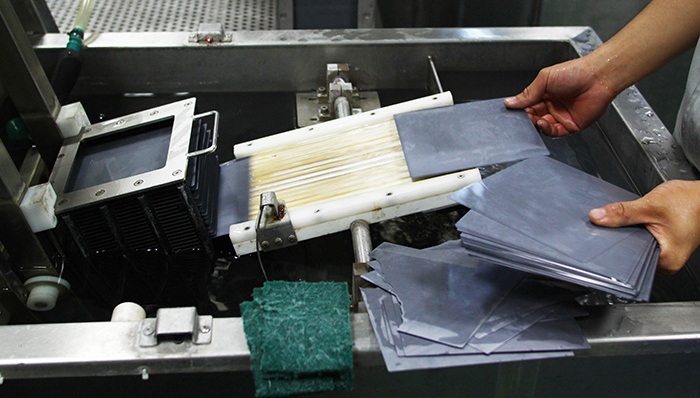 硅片走私如何将无锡尚德与唐骏拉下水