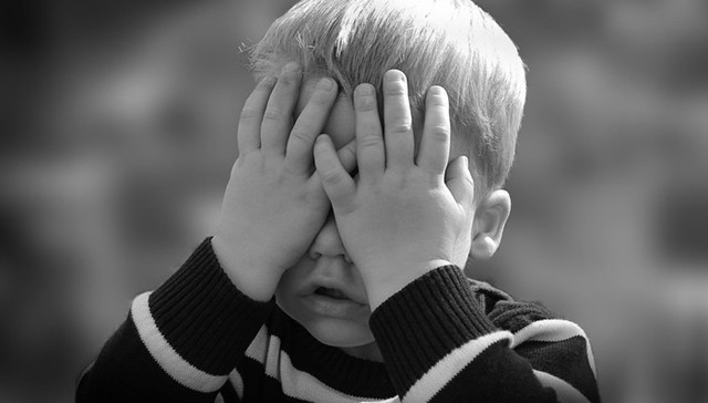 为何绝大部分人习惯用右手写字？