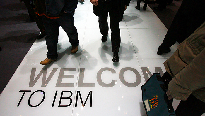 IBM连续16个季度营收下滑