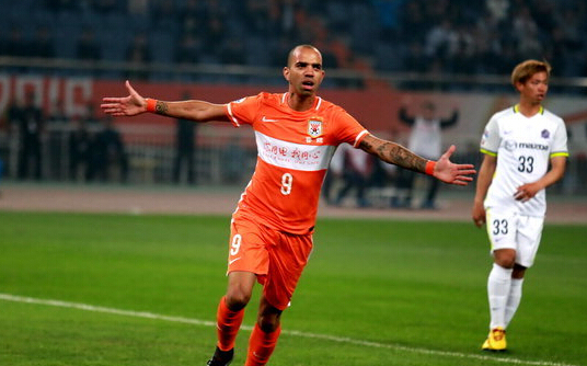 亚冠第5轮：山东鲁能时隔11年小组突围 江苏苏宁3比0取胜尚存悬念