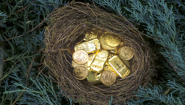 首笔上海金基准价集中定价合约正式挂牌交易