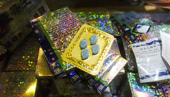 特大制贩假冒保健品案追踪