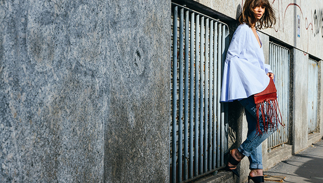 【衣帽间】喇叭袖穿起来，多少旧牛仔裤和粗跟鞋都跟着复活了