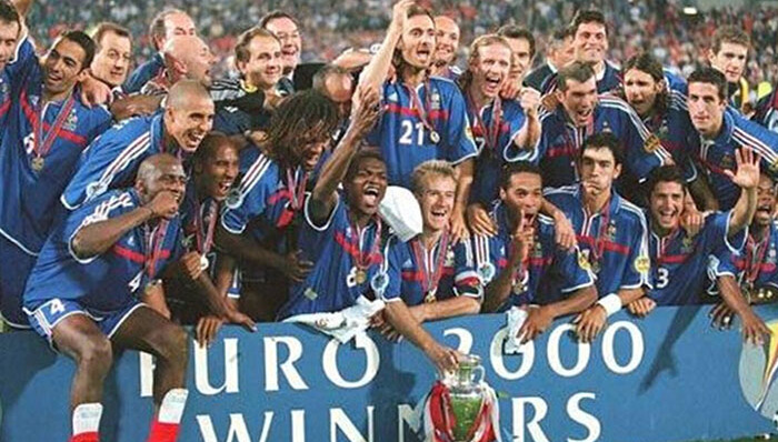 又是一年欧洲杯 但你还记得16年前封王的法国队将士吗？