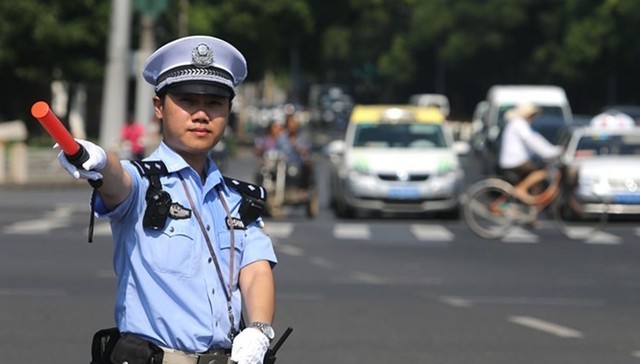 上海,交警,交通违法整治,视频举报平台