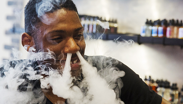 美国FDA禁止向18岁以下青少年出售电子烟