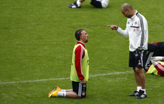 瓜氏拜仁的强势与软肋：下赛季的曼城也会变成这样么？