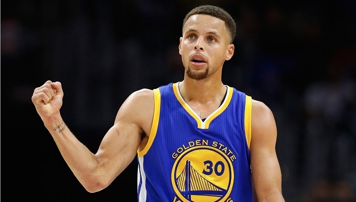 全票蝉联MVP只是篮球 但斯蒂芬·库里的人生轨迹还有更多精彩