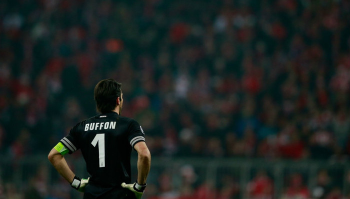 【每日体坛金句】布冯托蒂谁先退役？ “小学生”库里被NBA总裁嫌弃了