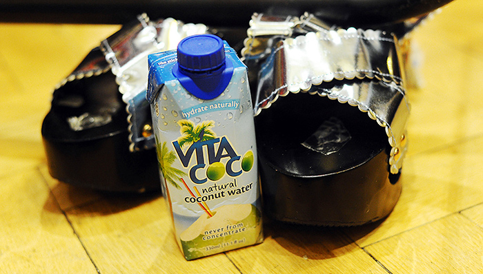 椰子汁饮品市场,唯他可可,名人的夏日之饮