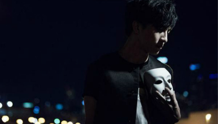 社交媒体,电视选秀,薛之谦,段子手,网络综艺