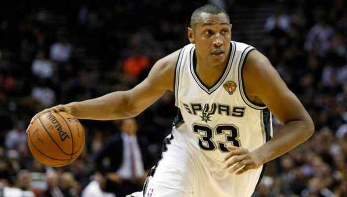 作为一个“灵活的胖子” 迪奥拥有全NBA独一无二的生活