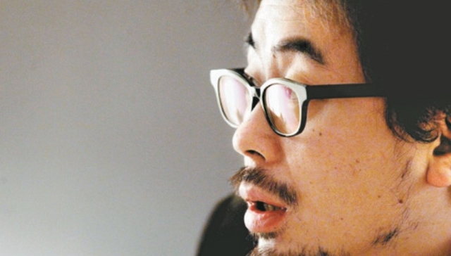 看戛纳|【新浪】对话韩片《哭声》导演罗泓轸：我不想解释鬼魂