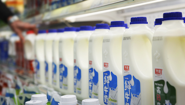 光明乳业升级产品形象