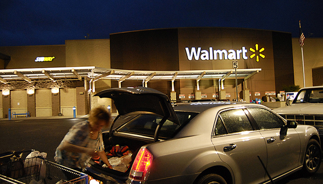 沃尔玛如何从零售商变成了进口贸易商