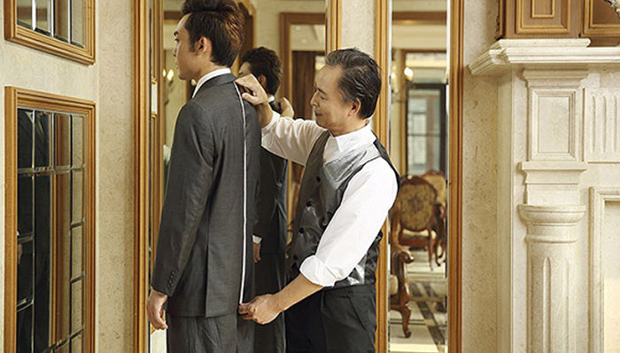 摩根大通要穿得更休闲些