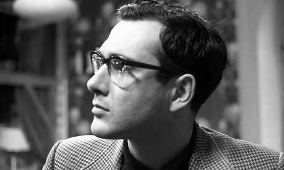 假装自己喜欢品特、契诃夫还有莎士比亚？你不是一个人