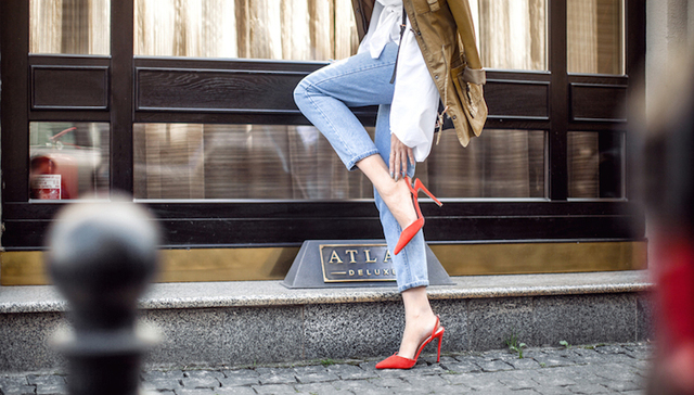 【衣帽间】一双最普通的尖头高跟鞋如何穿出新时髦感