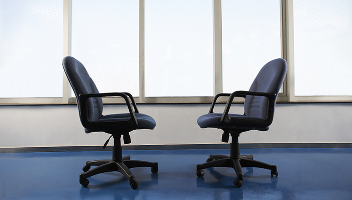 国家能源局新换两位副局长