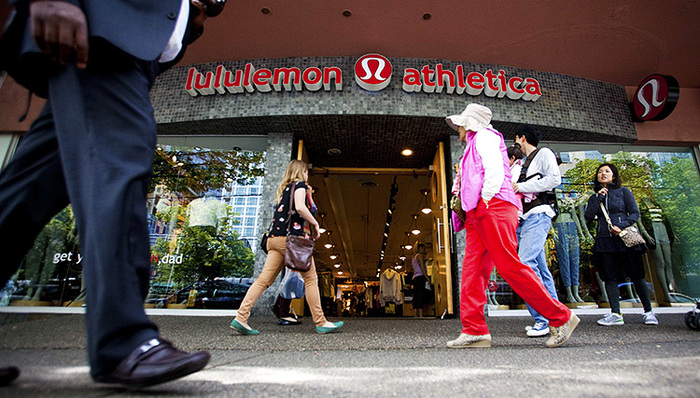 Lululemon营收下降