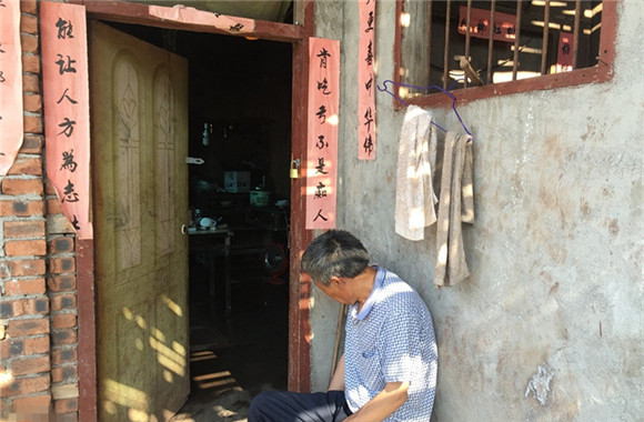 “小王三”汪强文的父亲对曾被到山西大同冒充“死者”父亲一事，后悔不迭。