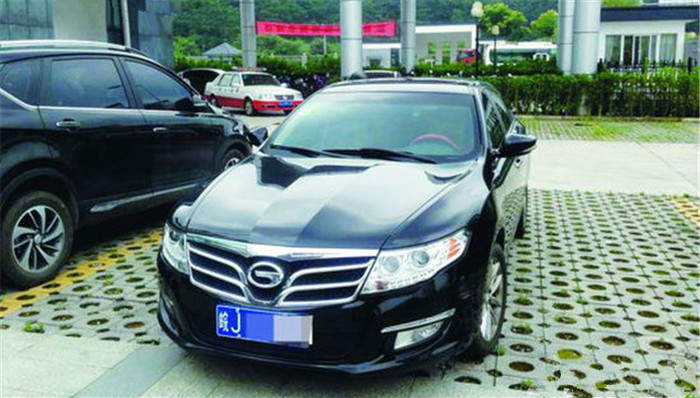 安徽,副镇长,网约车,河南,拆庙县长,受贿,温州特大贩婴案,退休产科医生,翻供