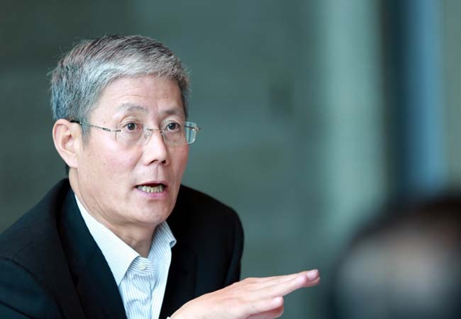 股权大战,姚振华,傅育宁,王石