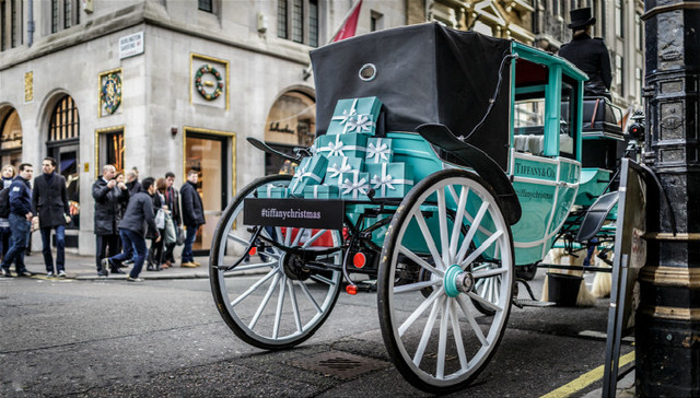 Tiffany拍了一部认真的纪录片 几乎讲了和品牌相关的所有事