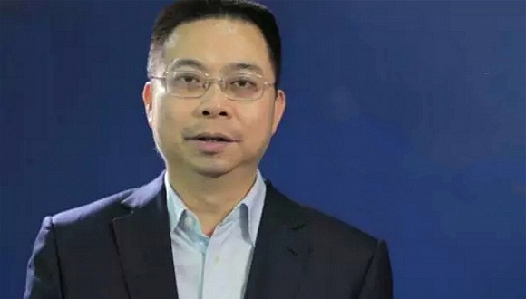 【棱镜】独家直击：姚振华在夏季达沃斯的一天