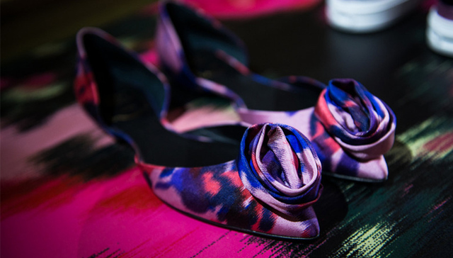 【是日美好事物】星巴克水墨画般的限量品 Roger Vivier2016年秋冬鞋包