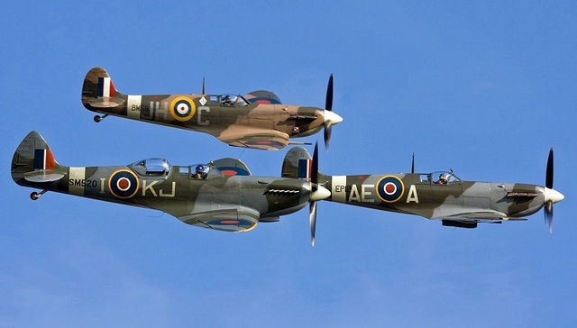 看看这些曾经鹰击长空的经典战机驾驶舱