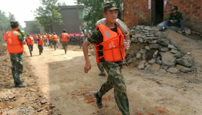 时政热点,洪灾现场