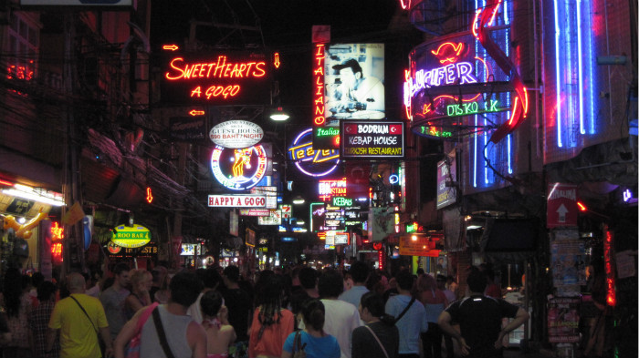 “小姐和女工，都是一群人” 《她身之欲》讲述珠三角性工作者生活