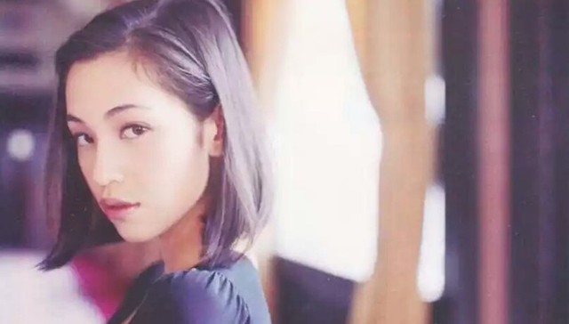 演员水原希子发道歉视频 中英文说“对不起”