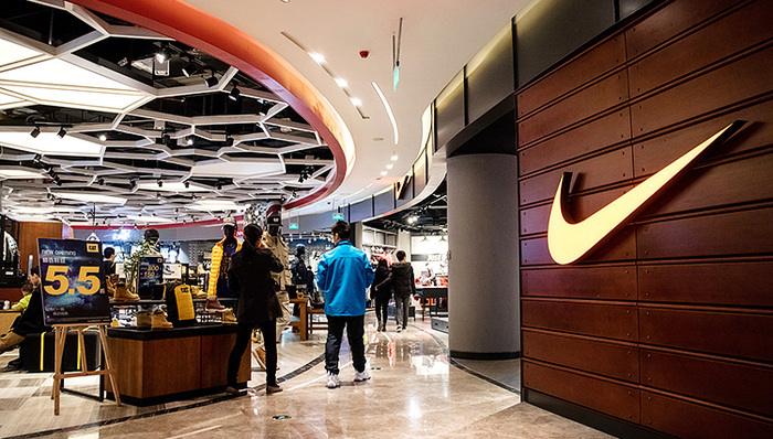 耐克推定制运动内衣抢市场