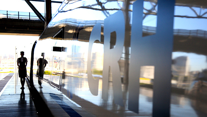 京沪高铁去年赚60亿