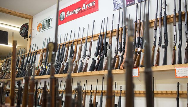 枪击案此起彼伏美国华人拥枪意识渐浓 但这样就安全了吗？