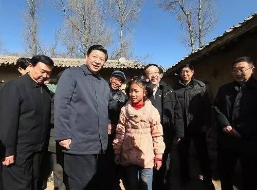 习近平,甘肃中部地区,定西市,贫困村,十三五,真抓实干,中央军委主席,中共中央总书记,枫香,留守老人