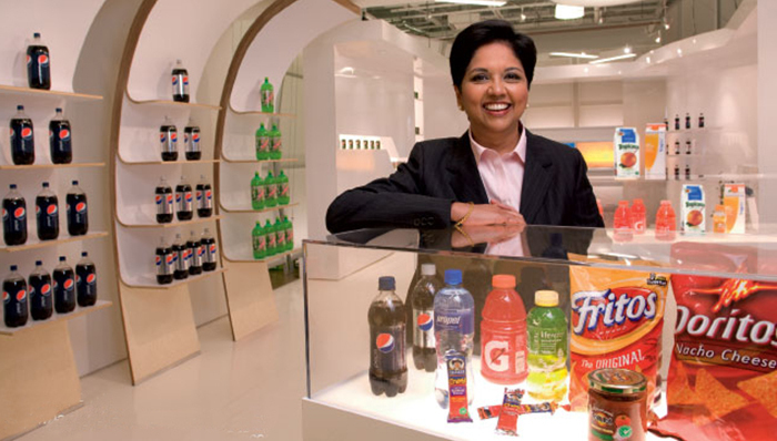 卢英德,商学院,斯坦福,百事可乐公司,CEO,学生,财富,长按,百事ceo:和过去告别,别太心软,乔