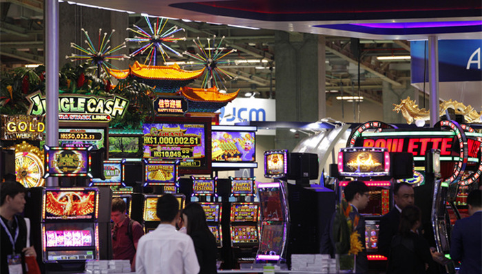 澳门博彩业、崔世安