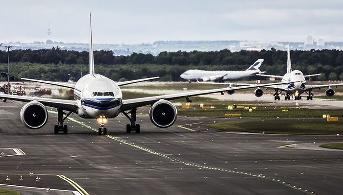 中国航空公司争夺中欧航线