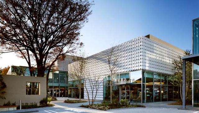 日本最受欢迎的茑屋书店，其实它是为“熟年人”而建的