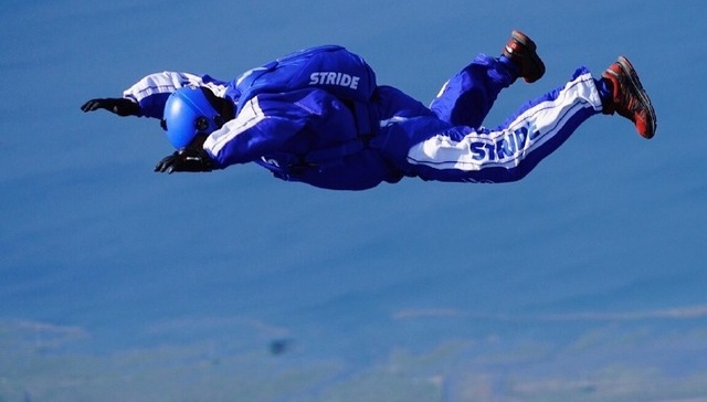 跳伞,李易峰,炫迈,根本停不下来,广告,营销,Stride,天堂跳