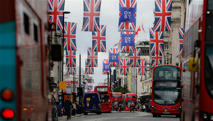 时尚商业说,Mulberry,Burberry,Jimmy,Choo