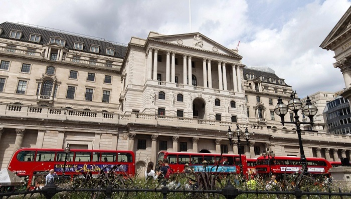 英国央行,降息