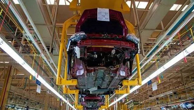 【JMedia】拆车秀不会告诉你的汽车总装工艺